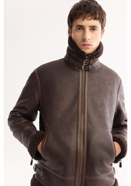 Erkek Kahve Kürklü Yaka Deri Görünümlü Napa Comfort Fit Mont A52Y6060
