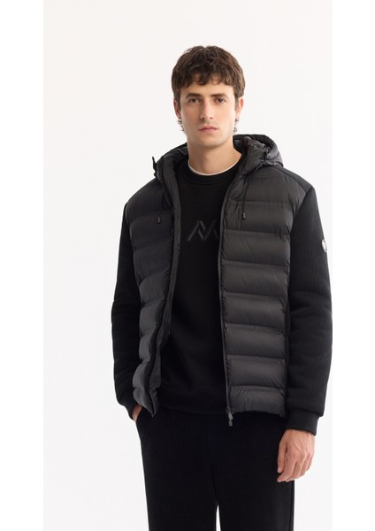 Erkek Siyah Kapüşonlu Su İtici Rüzgar Geçirmez -10°C Dayanıklı Şişme Comfort Fit Mont A52Y6155