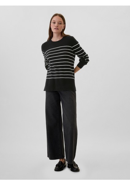 Kadın Siyah Dokulu Çizgili Bisiklet Yaka Kazak fırsatları