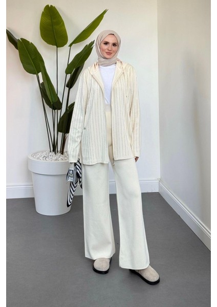 Verona Taşlı Fermuarlı Kapüşonlu Takım Krem