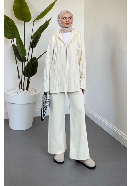 Verona Taşlı Fermuarlı Kapüşonlu Takım Krem fiyatları