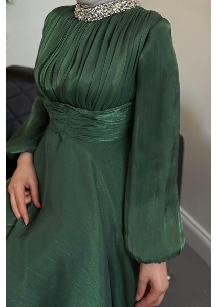 Talya Boynu Taşlı Abiye Zümrüt fırsatları