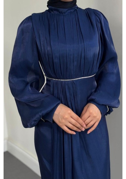 Shay Beli ve Kolu Baget Taşlı Abiye Janjan Abiye Lacivert fırsatları