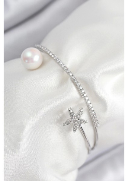 Pirinç Zirkon Taşlı Yıldız ve Inci Model Gümüş Renk Kadın Bileklik