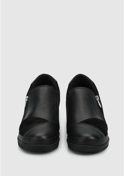 Siyah Deri Kadın Ayakkabı modelleri