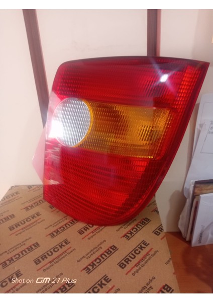 Palio Sağ Hb Stop Lambası 1996-2001 Ithal Eskı Model Komple Duysuz Yolcu Tarafı fiyatları