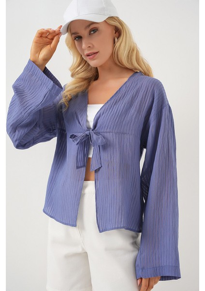 Kadın BDART Fiyonk Bağlamalı Sırsız V-Yaka Bluz Blue modelleri