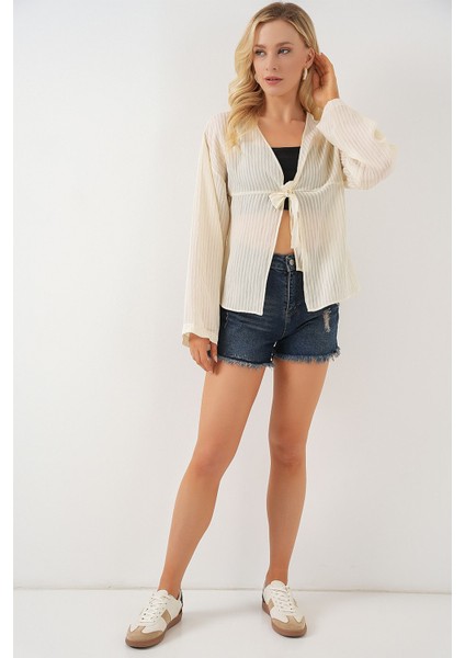 Kadın BDART Fiyonk Bağlamalı Sırsız V-Yaka Bluz Krem Doğal fiyatları