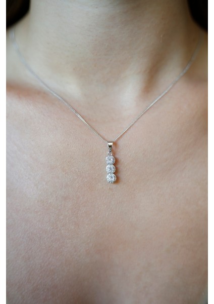 Pırlanta Model Rodyum Kaplama Kolye