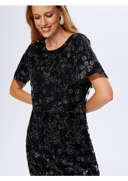 Boncuk ve Payet Işli Çiçek Desenli Kısa Kollu Abiye Elbise W26ABY008 indirimleri