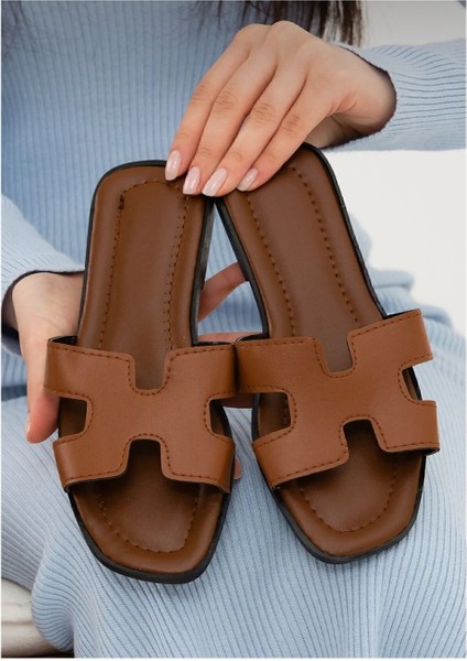 Hermes Modeli Önü Yanı Açık Kadın Terlik Dış Mekan ve Ev Terliği modelleri