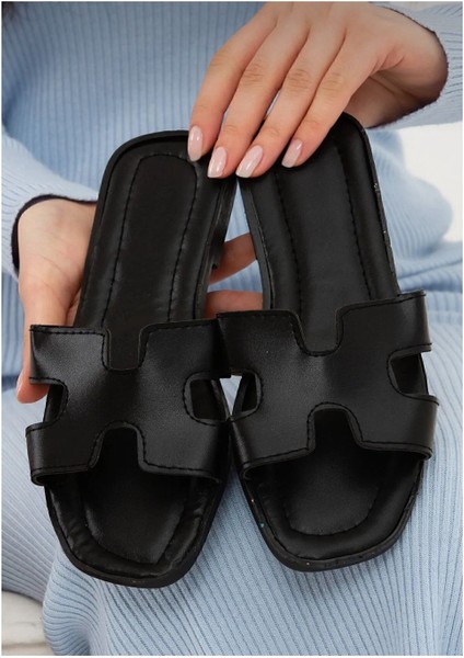 Hermes Modeli Önü Yanı Açık Kadın Terlik Dış Mekan ve Ev Terliği modelleri