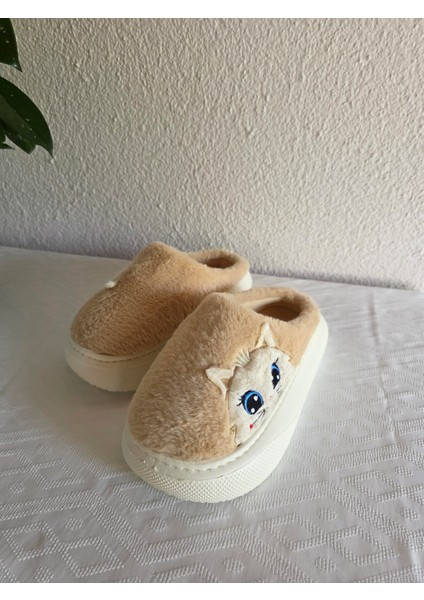 Kadın Kedili Peluş Rahat Ev Terliği 25BNT133