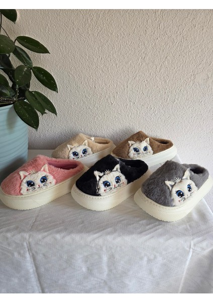 Kadın Kedili Peluş Rahat Ev Terliği 25BNT133 fırsatları