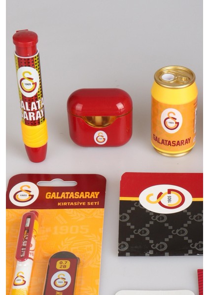 Dekomus Ile Galatasaray 1905 Kırtasiye Seti Post-It,oyun Hamuru,uçlu Kalem,aırpods Kalemtraş fiyatları