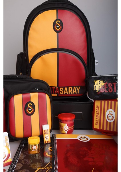 Yeni Sezon Lisanslı Galatasaray Çubuklu Full Kırtasiye Okul Seti 3 Bölmeli Okul,kalem ve Beslenme ÇANTASI,700 ml Matara,beslenme Kabı Seti modelleri
