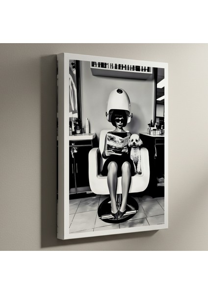 Şık Kuaförde Bayan ve Köpeği Siyah Beyaz Tablo