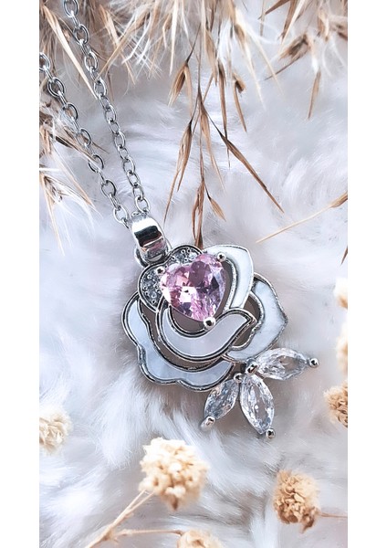 Pembe Taşlı Gül Figürlü Çelik Kolye