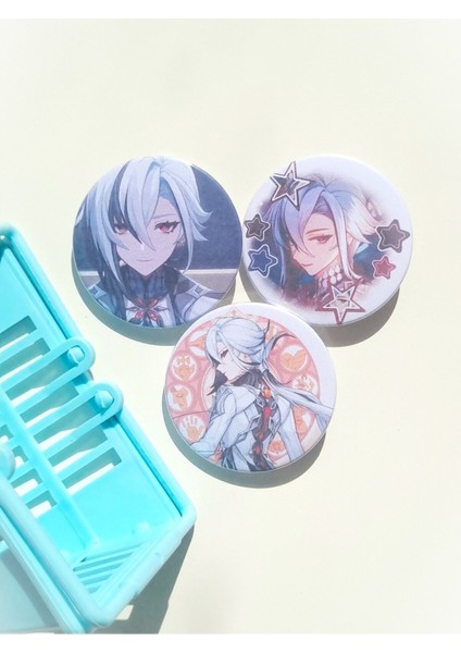 Genshin Impact Arlecchino Çanta Süsü/rozet Seti