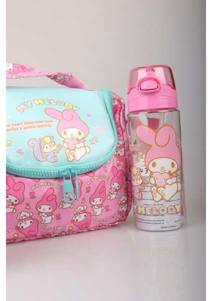 Dekomus Ile Yeni Sezon Lisanslı My Melody&best Frıends Termoslu Beslenme ÇANTASI,500 ml Matara ve 2 Katlı Beslenme Kutusu /lunch Box Seti "ıslak Mendil Hediyeli" fiyatları