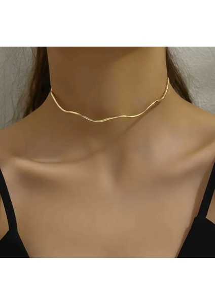 Dalgalı Tasarım Gümüş Choker Kolye - Minimalist ve Şık fiyatları