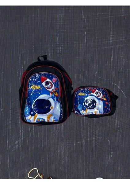 Astronot Desenli Erkek Çocuk Okul Çantası ve Beslenme Çantası Takım fiyatları