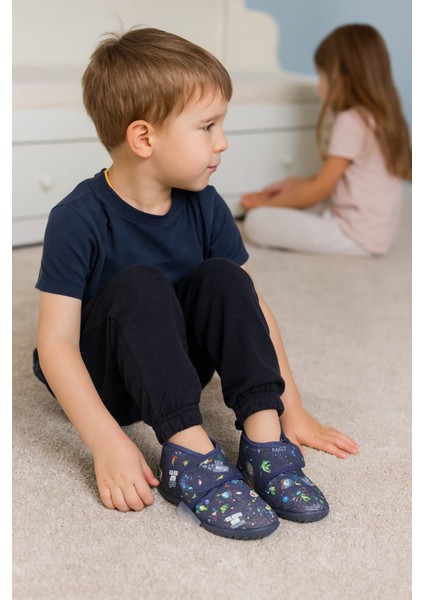 Uzay Baskılı Bilek Boy Cırtlı Erkek Çocuk Panduf