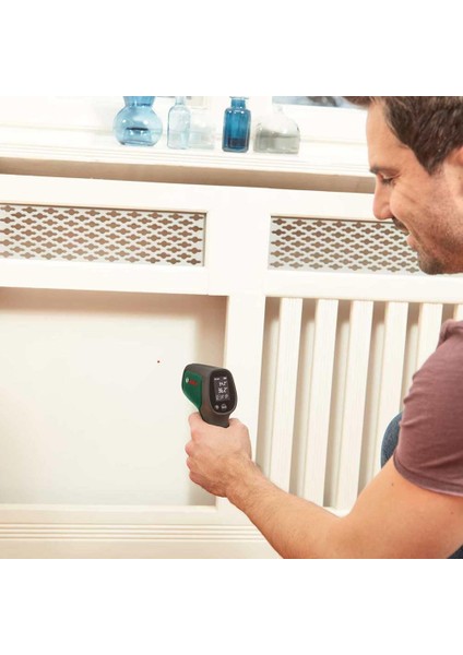 Universaltemp Kızılötesi Termometre (-30°C...+500°C, Kolay ve Hassas Ölçüm, 3 Önceden Tanımlanmış Malzeme Grubu, Kartonda) fırsatları