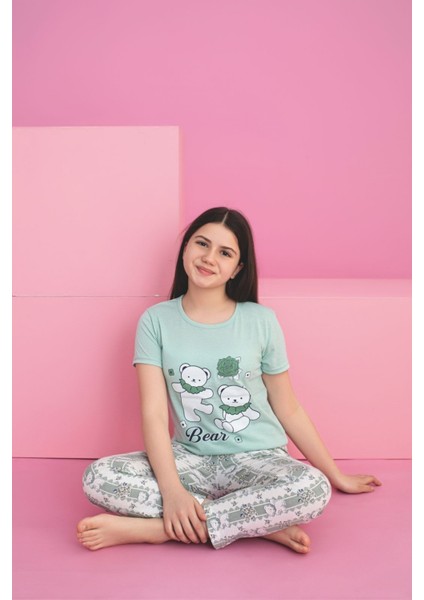 Faryakids Pamuklu Kısa Kollu Kedi Desenli Kız Çocuk Pijama Takımı modelleri