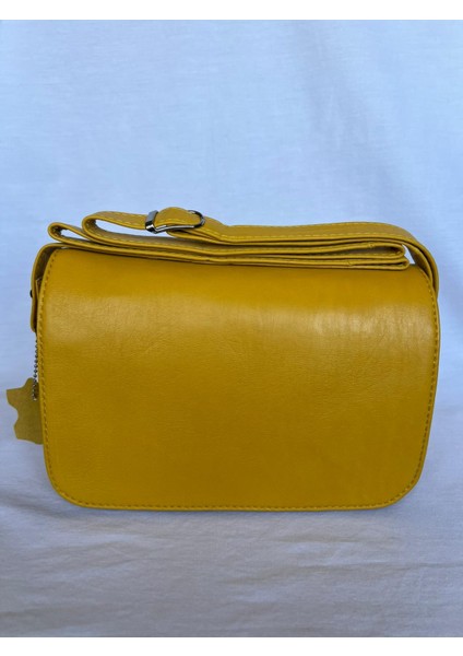 Hakiki Kuzu Derisi Sarı Bayan Omuz Çantası 23X16X6