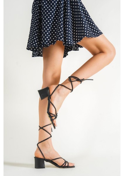 Siyah Kadın Sandalet - Bilekten Bağlamalı Ipli Terlik Sandalet, Günlük Yazlık Kadın Ayakkabı modelleri