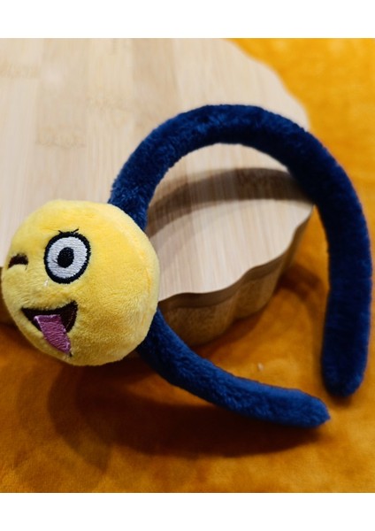 Lüks Emojili Gösterişli Figürlü Taç