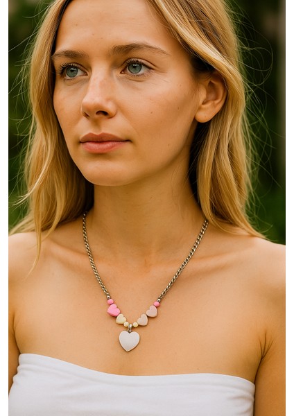 Renkli Sedef Özel Tasarım Kalpli Çelik Kolye