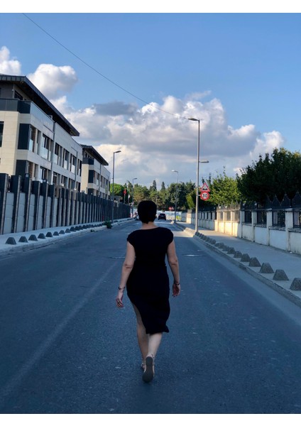 V Yaka Düşük Kol Derin Yırtmaçlı Midi Boy Elbise fiyatları