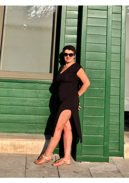 V Yaka Düşük Kol Derin Yırtmaçlı Midi Boy Elbise fırsatları