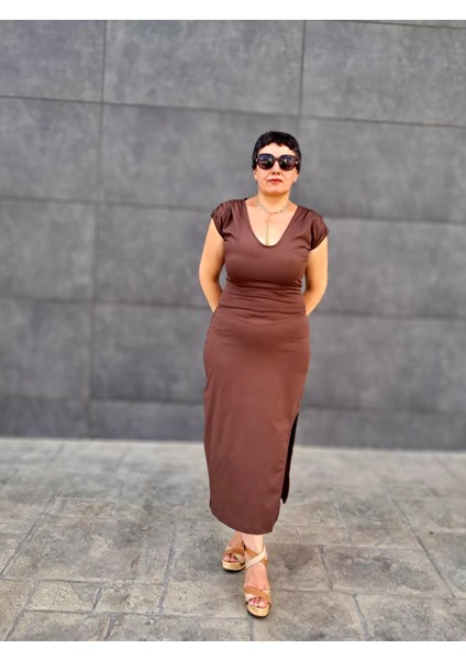 V Yaka Düşük Kol Derin Yırtmaçlı Midi Boy Elbise fırsatları