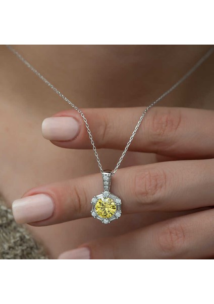 ​925 Ayar Gümüş Buğday Sarısı Baget Taşlı Kadın Gümüş Kolye T4883 (601601) modelleri