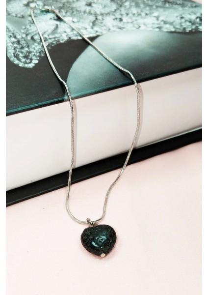 Lav Taşı Doğal Taşı Zincirli El Yapımı Kolye Uç: 1,5 cm Zincir: 20 cm Kutulu indirimleri