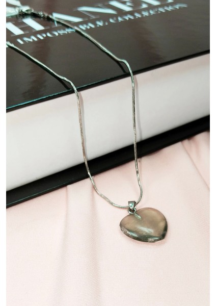 Florit Doğal Taşı Zincirli El Yapımı Kolye Uç: 2 cm Zincir: 20 cm Kutulu fırsatları