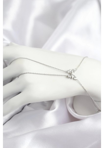 Pirinç Zirkon Taşlı Kelebek Model Gümüş Renk Şahmeran