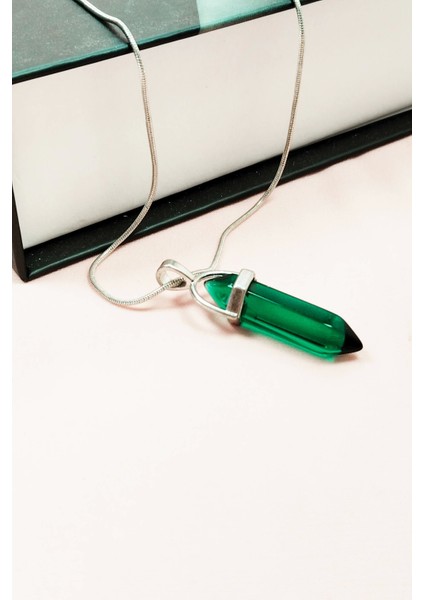 Yeşil Kuvars Doğal Taşı Zincirli El Yapımı Tasarımlı Kolye Uç: 3,5 cm Zincir: 20 cm Kutulu modelleri