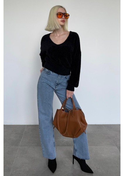 Siyah V Yaka Yumuşak Dokulu Kadın Kazak MG2499 fırsatları