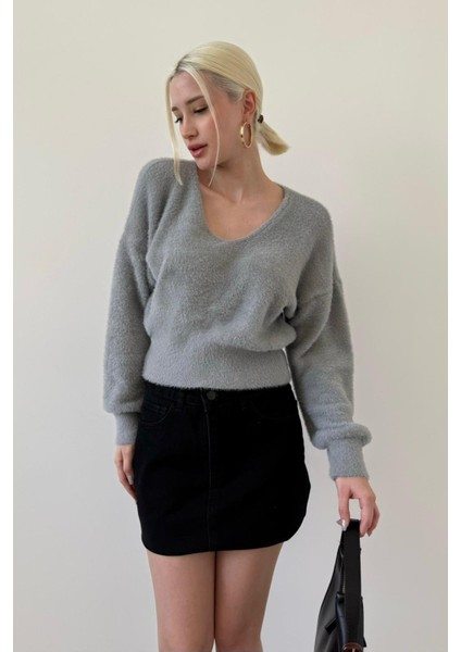 Gri V Yaka Yumuşak Dokulu Kadın Kazak MG2499 fırsatları