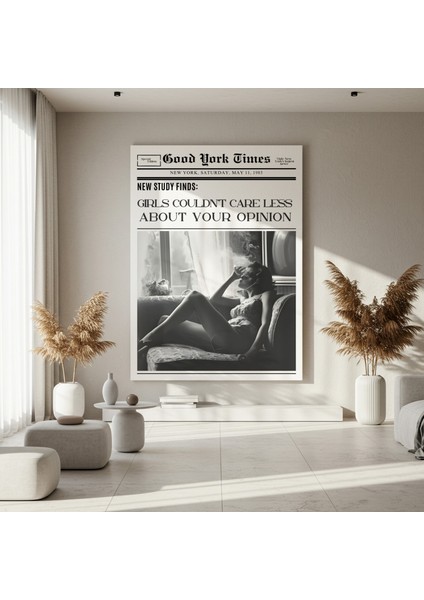 Retro Gazete Stilinde Siyah Beyaz Kadın Portresi Tablosu fırsatları