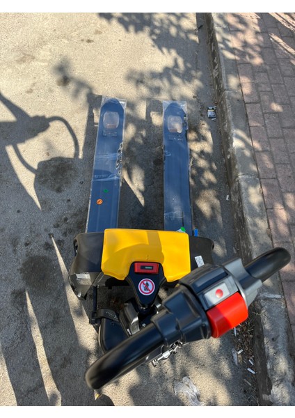 F4 Transpalet 1500KG Lityum Akülü