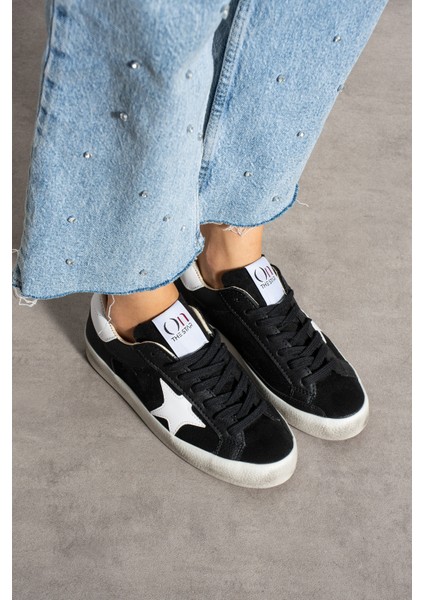 Golden On Kalsik Spor Ayakkabı fırsatları