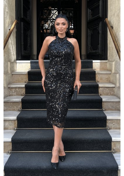 Boncuklu Kumaş Boyundan Bağlamalı Kalem Elbise - Siyah