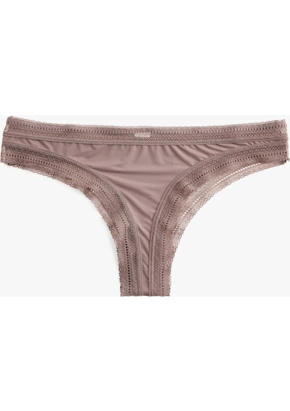 Dantel Detaylı String Külot