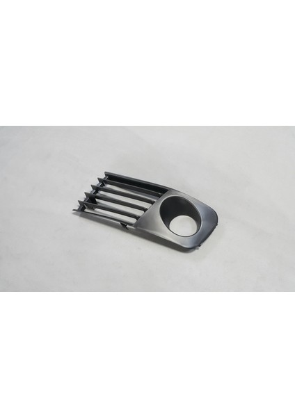 Seat Cordoba 6l 2002-2009 Ön Sis Farı Çerçevesi Sisli Sağ