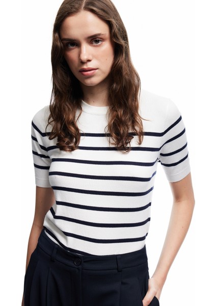 Kısa Kollu Bisiklet Yaka Basic Triko Kazak